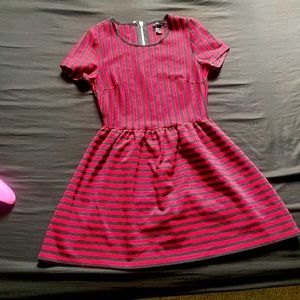 Forever 21 ,black and red short dress